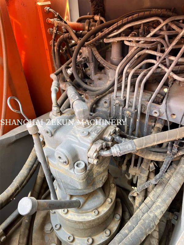 حفاری استفاده شده هیتاچی ZX130-6 با سرعت 11053 ساعت 4.6m طول بوم 34.3 MPa فشار هیدرولیکی