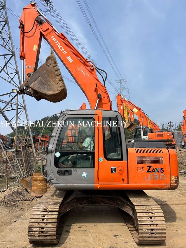 حفاری استفاده شده هیتاچی ZX130-6 با سرعت 11053 ساعت 4.6m طول بوم 34.3 MPa فشار هیدرولیکی