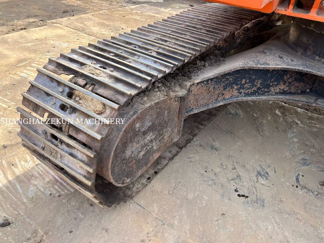 حفاری استفاده شده هیتاچی ZX130-6 با سرعت 11053 ساعت 4.6m طول بوم 34.3 MPa فشار هیدرولیکی