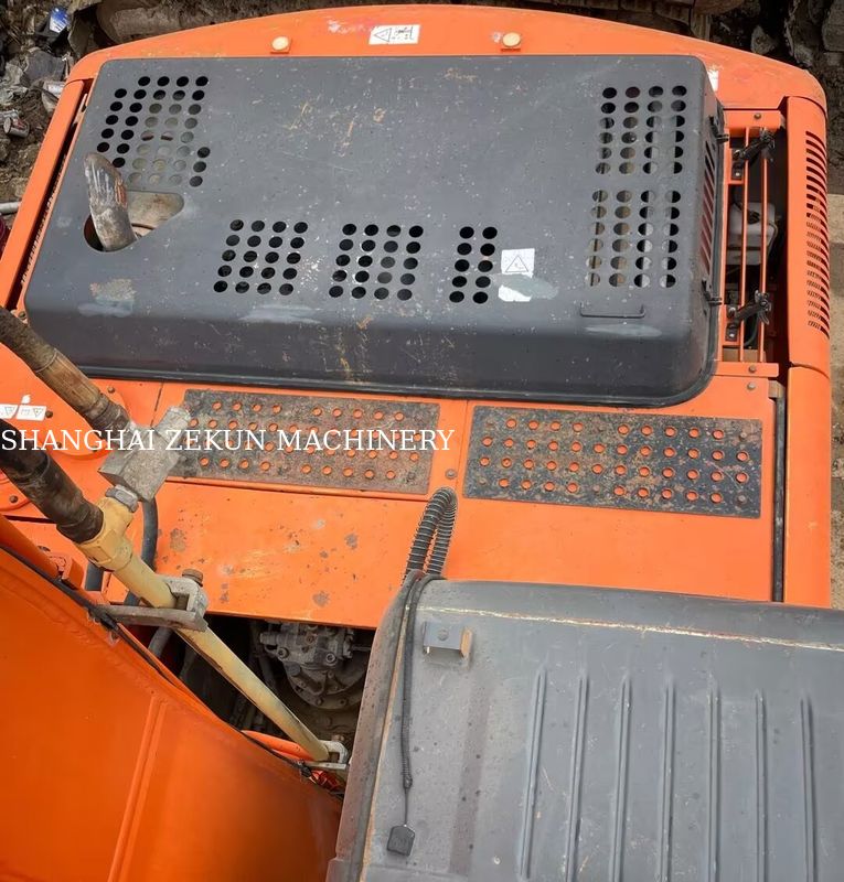 Hitachi ZX200-3G Excavator 10658hrs طول بازو 2.94 m حداکثر ارتفاع حفاری 620 mm