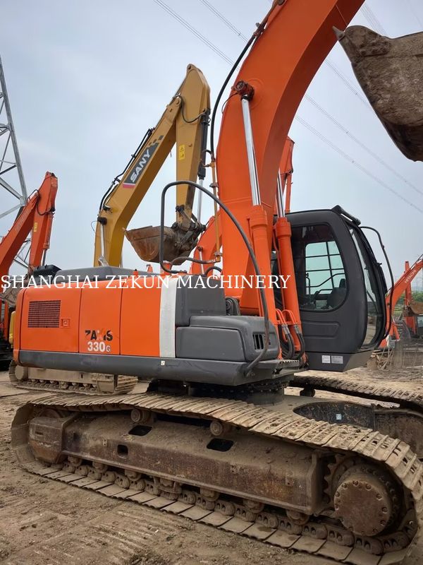 Hitachi ZX200-3G Excavator 10658hrs طول بازو 2.94 m حداکثر ارتفاع حفاری 620 mm