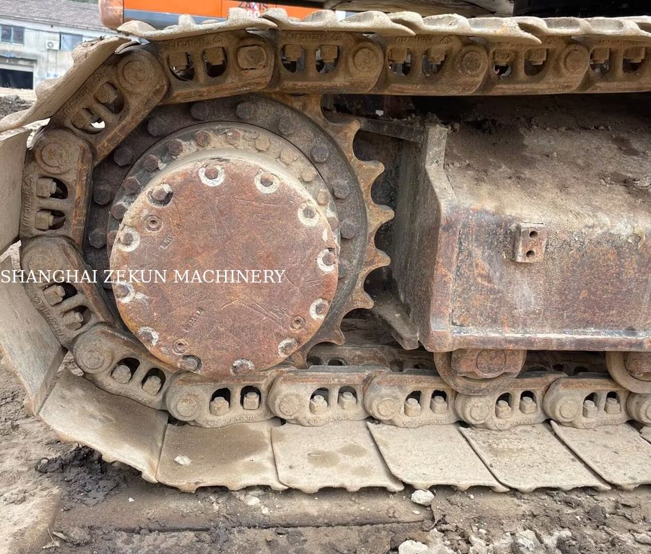 Hitachi ZX200-3G Excavator 10658hrs طول بازو 2.94 m حداکثر ارتفاع حفاری 620 mm