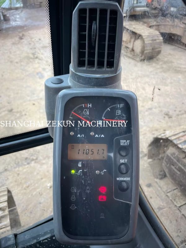 11051 ساعت بیل مکانیکی هیتاچی ZX200-3G با ظرفیت باکت 0.8 - 1.0 متر مکعب