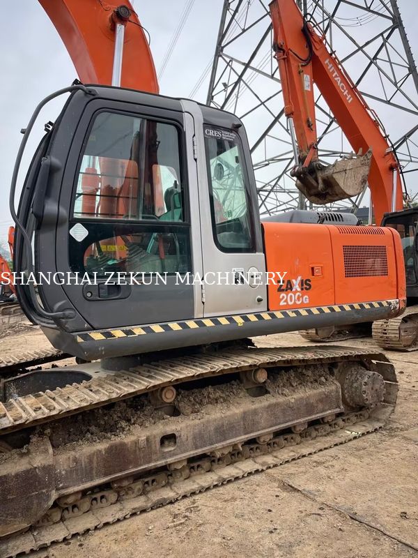 11051 ساعت بیل مکانیکی هیتاچی ZX200-3G با ظرفیت باکت 0.8 - 1.0 متر مکعب